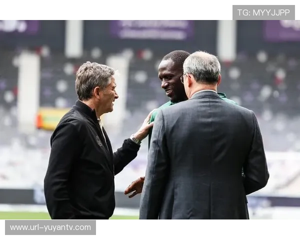 欧塞尔启用青训球员西索科与德韦尔努瓦，年轻阵容补充锋线火力